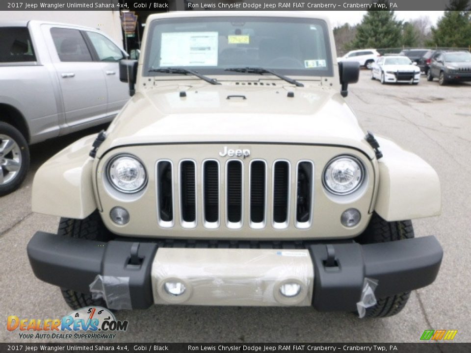 2017 Jeep Wrangler Unlimited Sahara 4x4 Gobi / Black Photo #11