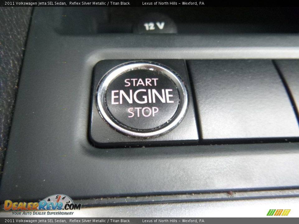 2011 Volkswagen Jetta SEL Sedan Reflex Silver Metallic / Titan Black Photo #20