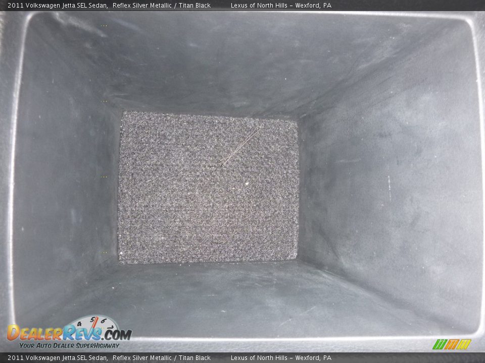 2011 Volkswagen Jetta SEL Sedan Reflex Silver Metallic / Titan Black Photo #23