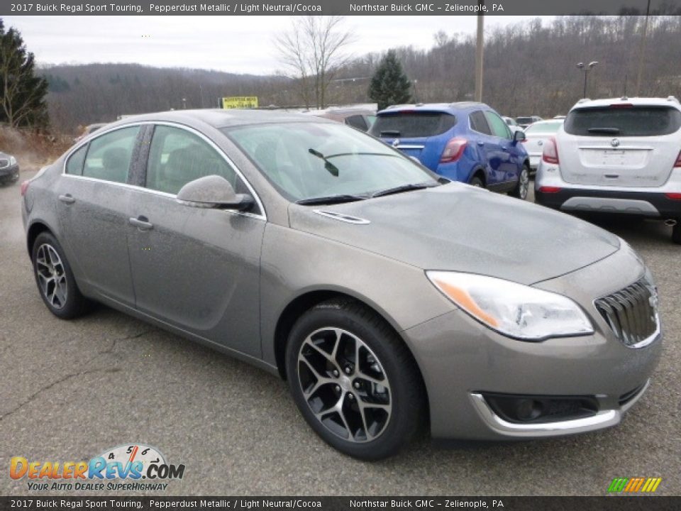 2017 Buick Regal Sport Touring Pepperdust Metallic / Light Neutral/Cocoa Photo #8