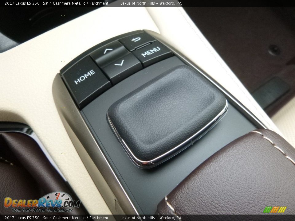 Controls of 2017 Lexus ES 350 Photo #14