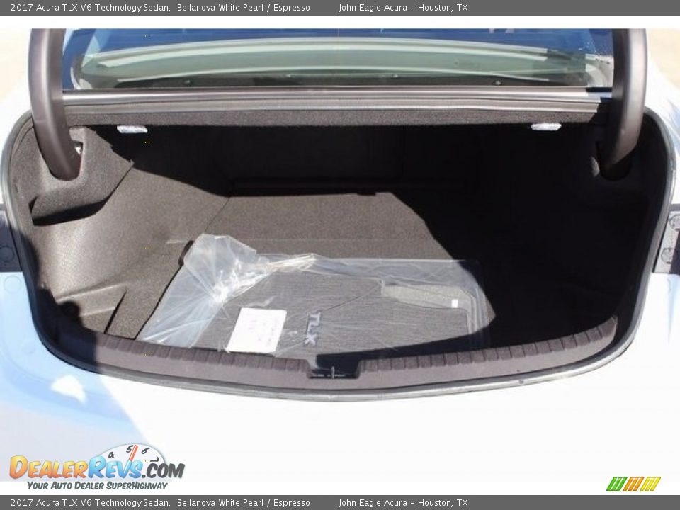 2017 Acura TLX V6 Technology Sedan Bellanova White Pearl / Espresso Photo #16