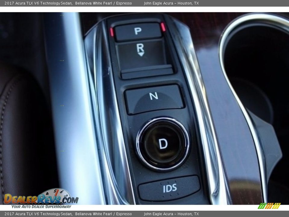 2017 Acura TLX V6 Technology Sedan Bellanova White Pearl / Espresso Photo #29