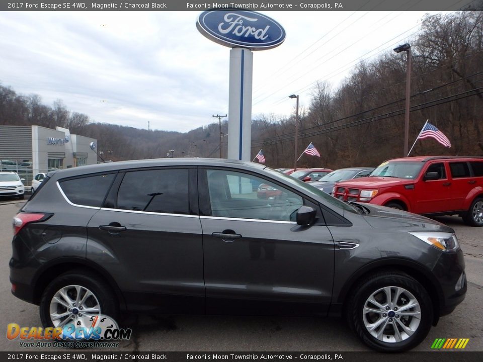 2017 Ford Escape SE 4WD Magnetic / Charcoal Black Photo #1