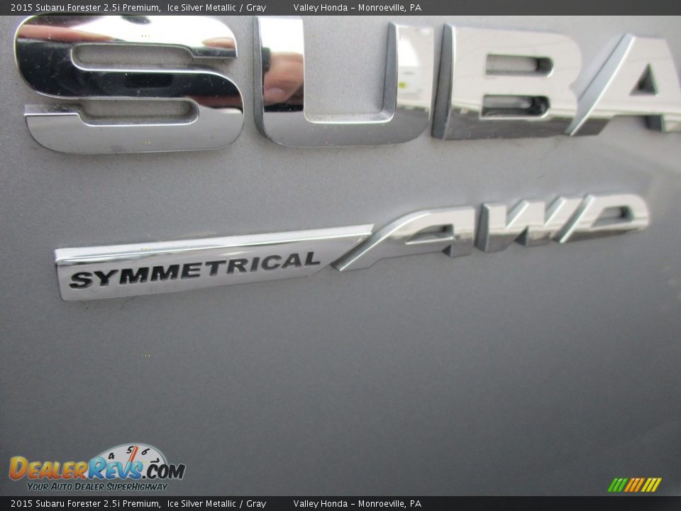 2015 Subaru Forester 2.5i Premium Ice Silver Metallic / Gray Photo #5
