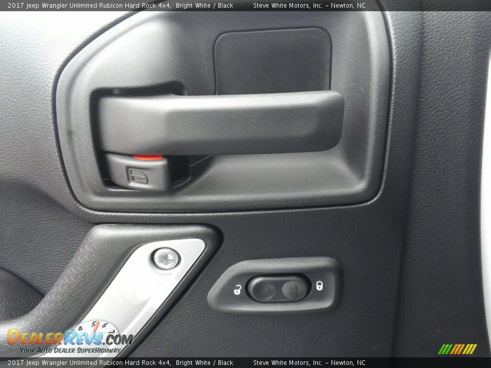2017 Jeep Wrangler Unlimited Rubicon Hard Rock 4x4 Bright White / Black Photo #9