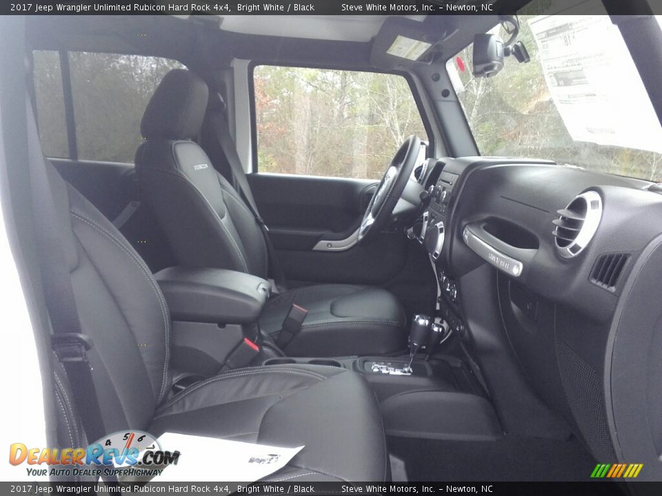 2017 Jeep Wrangler Unlimited Rubicon Hard Rock 4x4 Bright White / Black Photo #12