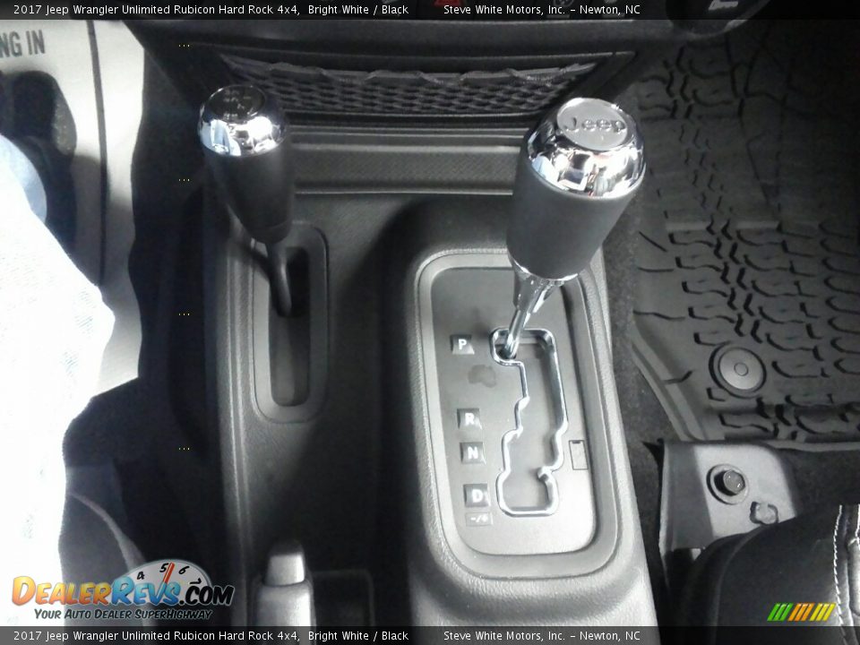2017 Jeep Wrangler Unlimited Rubicon Hard Rock 4x4 Bright White / Black Photo #19
