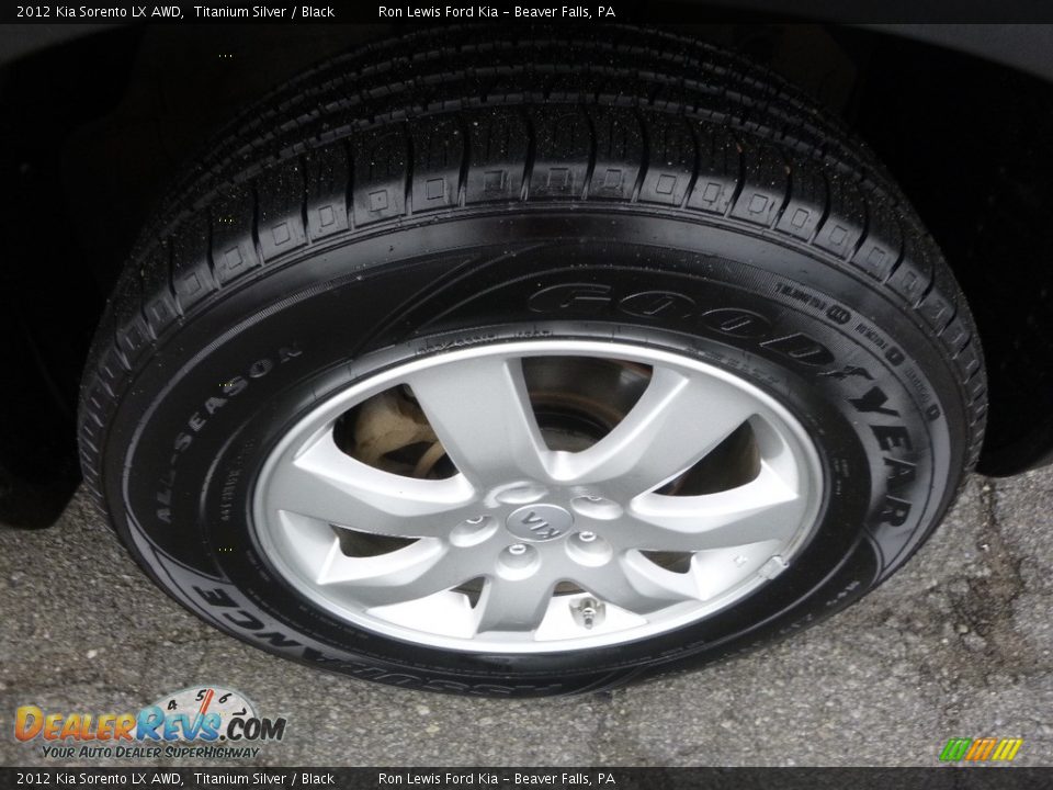 2012 Kia Sorento LX AWD Titanium Silver / Black Photo #10