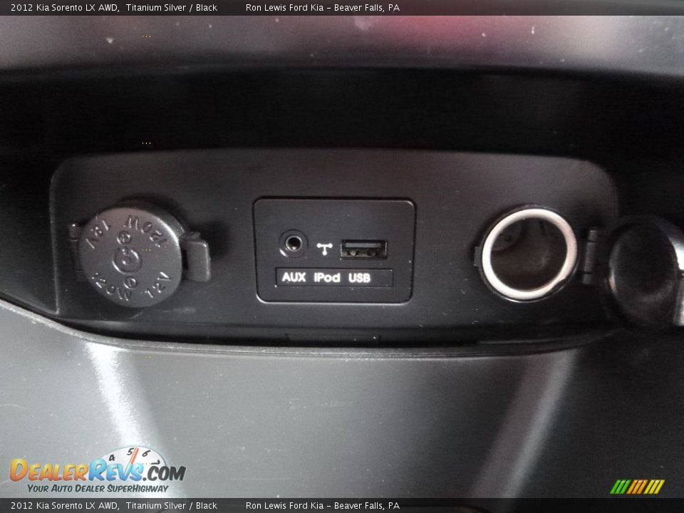 2012 Kia Sorento LX AWD Titanium Silver / Black Photo #19