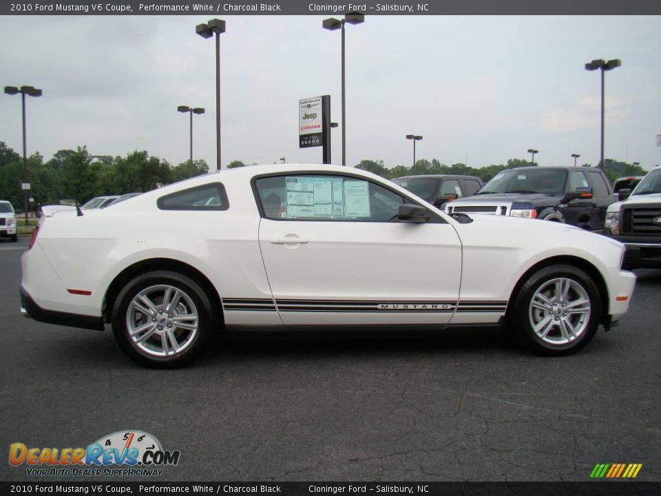 2010 Ford Mustang V6 Coupe Performance White / Charcoal Black Photo #2