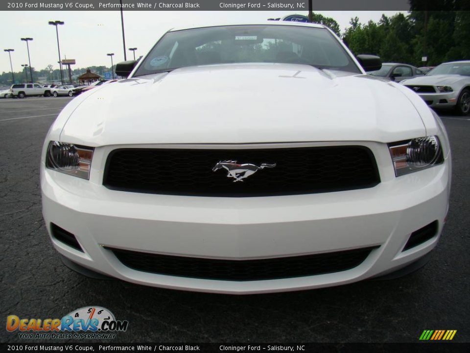 2010 Ford Mustang V6 Coupe Performance White / Charcoal Black Photo #7