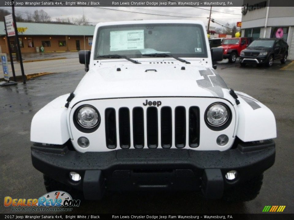 2017 Jeep Wrangler Sahara 4x4 Bright White / Black Photo #12