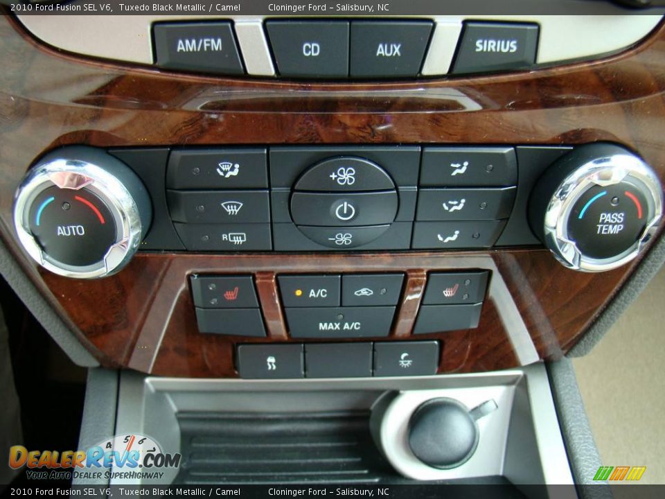 2010 Ford Fusion SEL V6 Tuxedo Black Metallic / Camel Photo #24