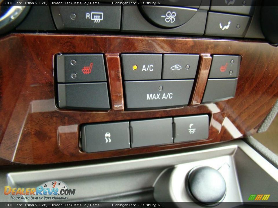 2010 Ford Fusion SEL V6 Tuxedo Black Metallic / Camel Photo #28