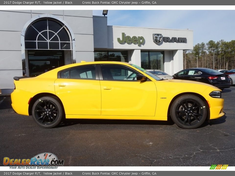 Yellow Jacket 2017 Dodge Charger R/T Photo #8