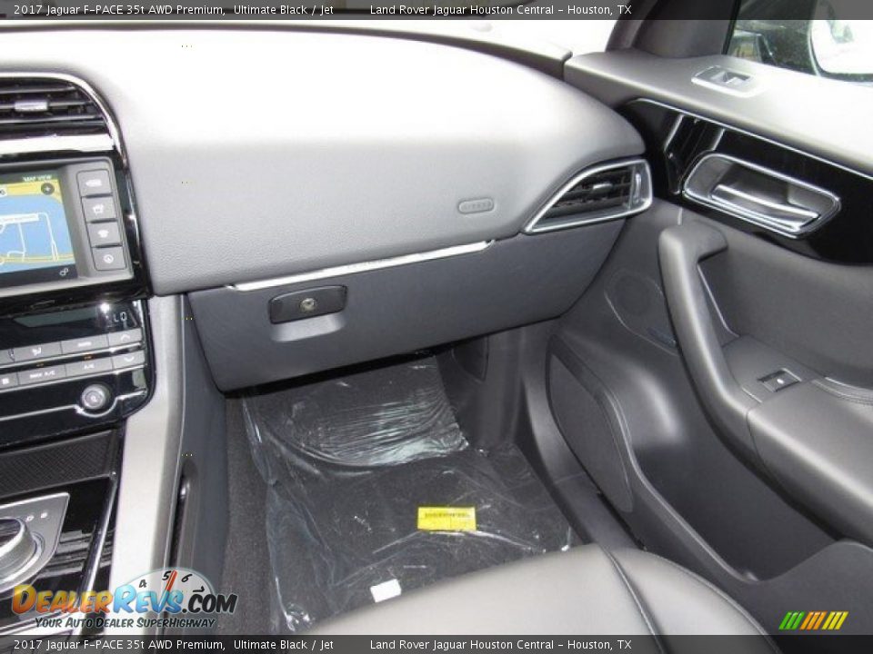 2017 Jaguar F-PACE 35t AWD Premium Ultimate Black / Jet Photo #14