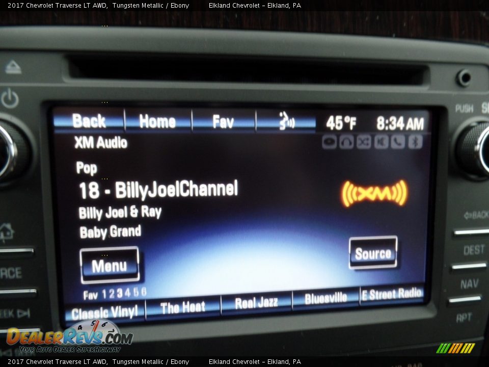 2017 Chevrolet Traverse LT AWD Tungsten Metallic / Ebony Photo #29