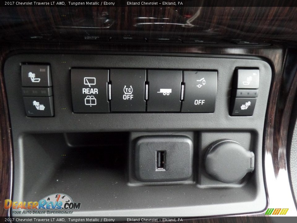 2017 Chevrolet Traverse LT AWD Tungsten Metallic / Ebony Photo #35