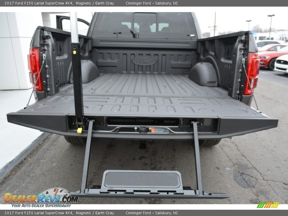 2017 Ford F150 Lariat SuperCrew 4X4 Magnetic / Earth Gray Photo #6