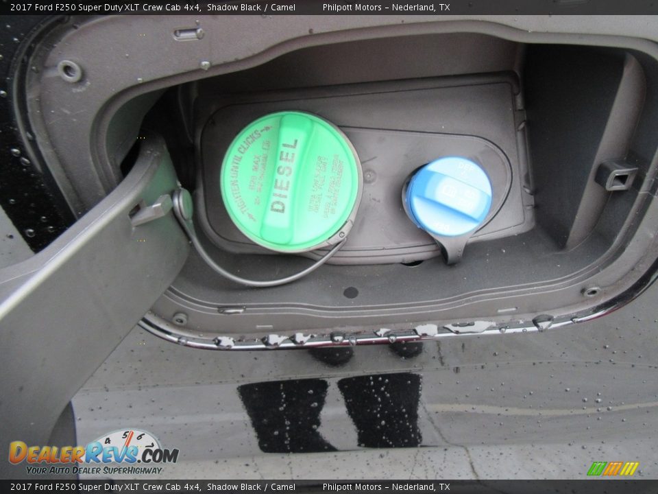 2017 Ford F250 Super Duty XLT Crew Cab 4x4 Shadow Black / Camel Photo #16