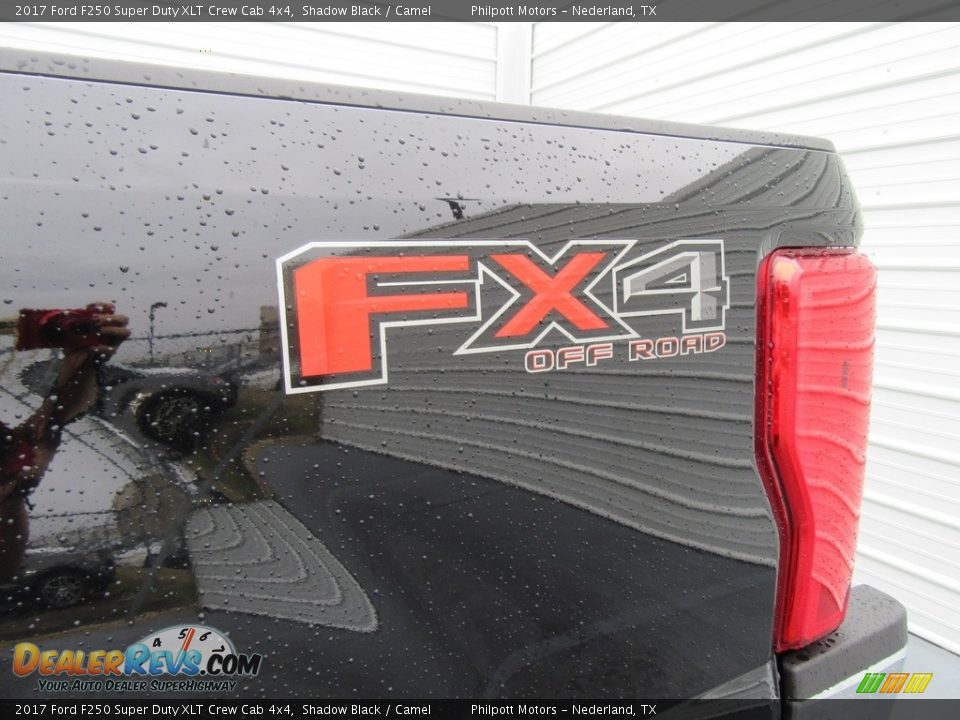 2017 Ford F250 Super Duty XLT Crew Cab 4x4 Shadow Black / Camel Photo #17