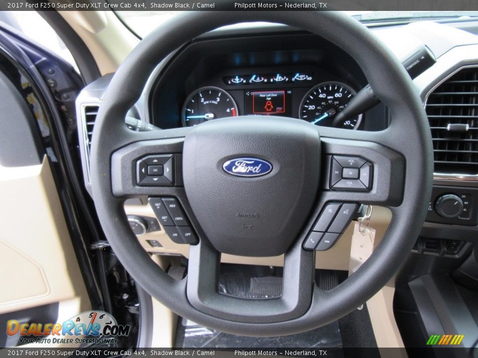 2017 Ford F250 Super Duty XLT Crew Cab 4x4 Shadow Black / Camel Photo #32