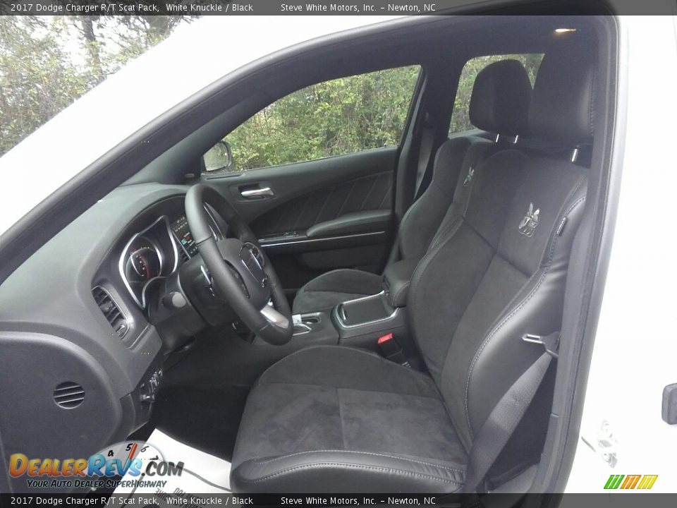 Front Seat of 2017 Dodge Charger R/T Scat Pack Photo #10