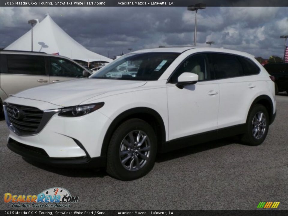 Front 3/4 View of 2016 Mazda CX-9 Touring Photo #1