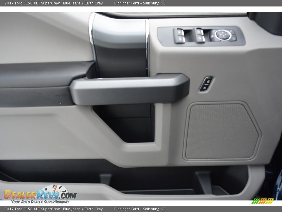 2017 Ford F150 XLT SuperCrew Blue Jeans / Earth Gray Photo #5