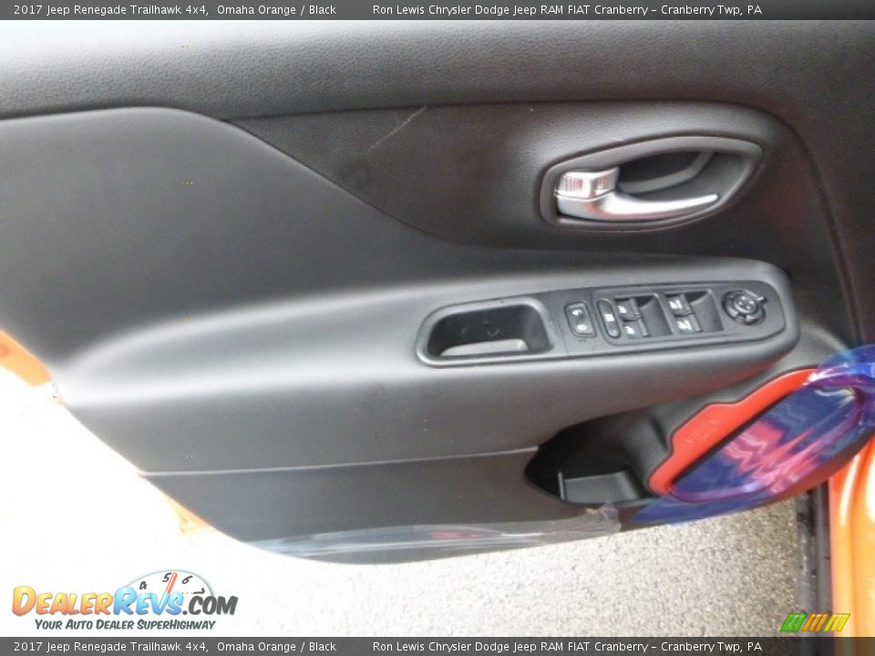 2017 Jeep Renegade Trailhawk 4x4 Omaha Orange / Black Photo #15