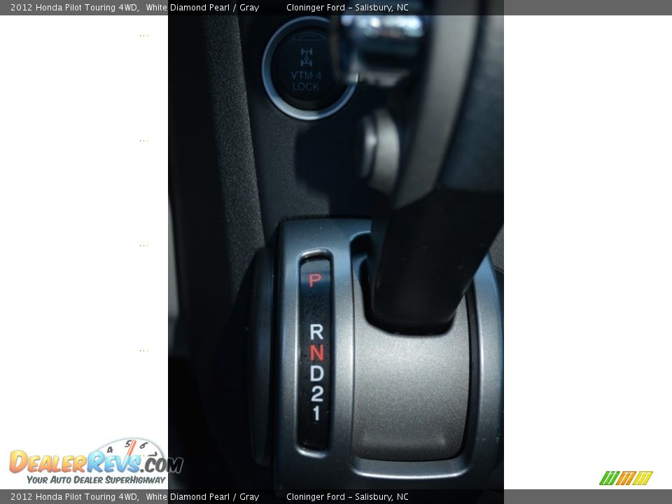 2012 Honda Pilot Touring 4WD White Diamond Pearl / Gray Photo #24
