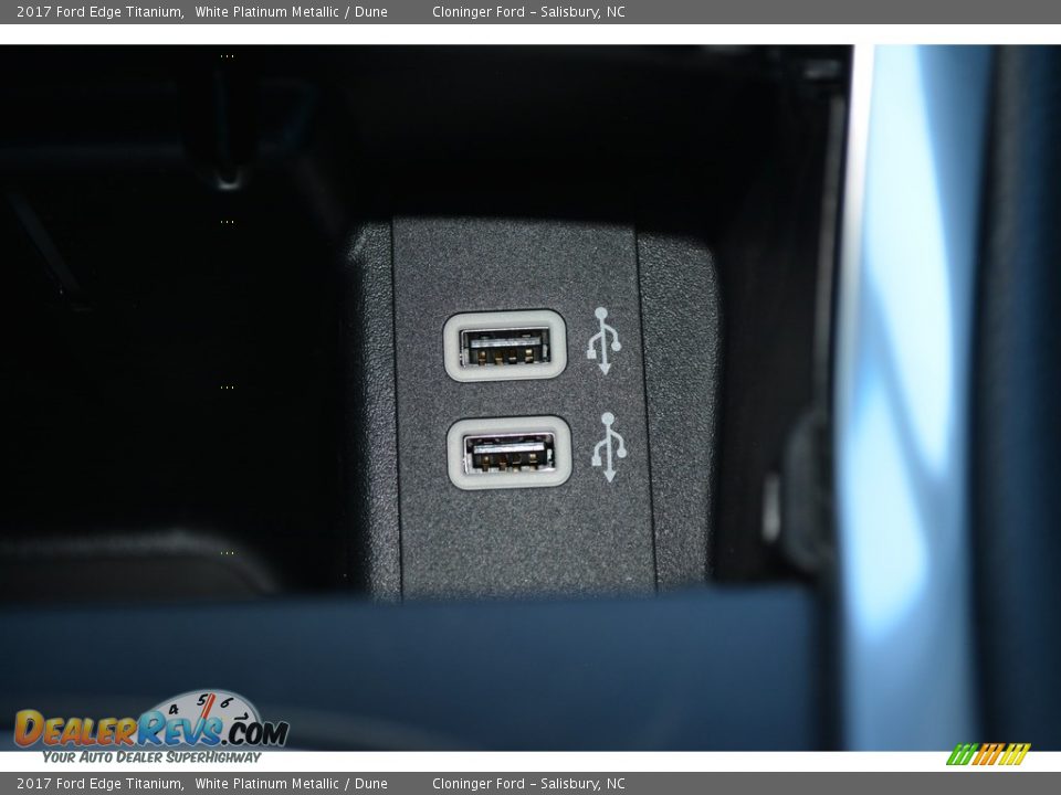 2017 Ford Edge Titanium White Platinum Metallic / Dune Photo #17