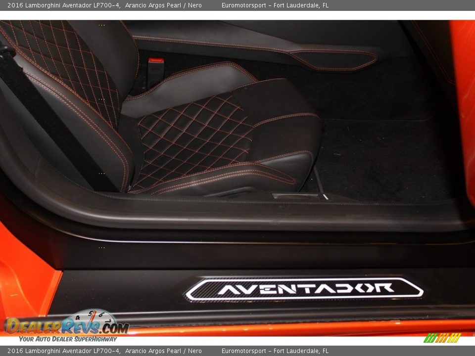 2016 Lamborghini Aventador LP700-4 Logo Photo #8