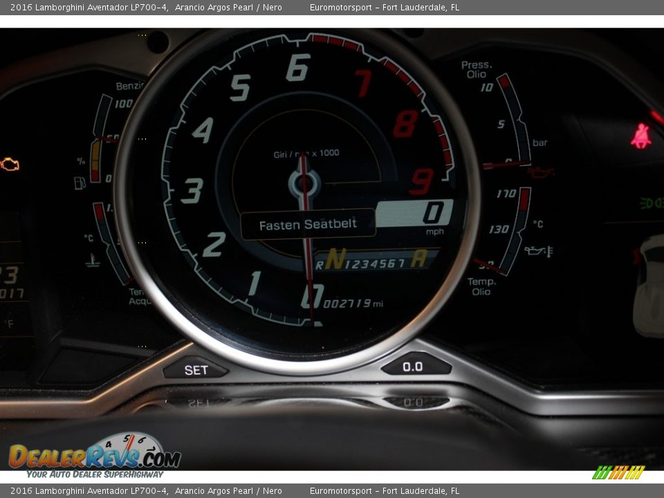 2016 Lamborghini Aventador LP700-4 Gauges Photo #12