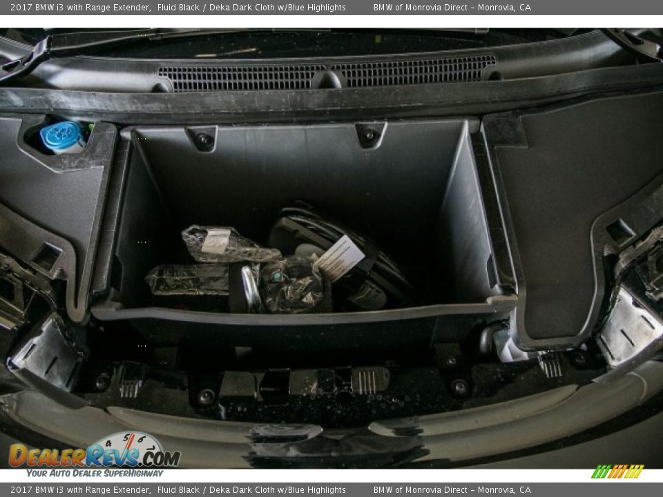 2017 BMW i3 with Range Extender Fluid Black / Deka Dark Cloth w/Blue Highlights Photo #8
