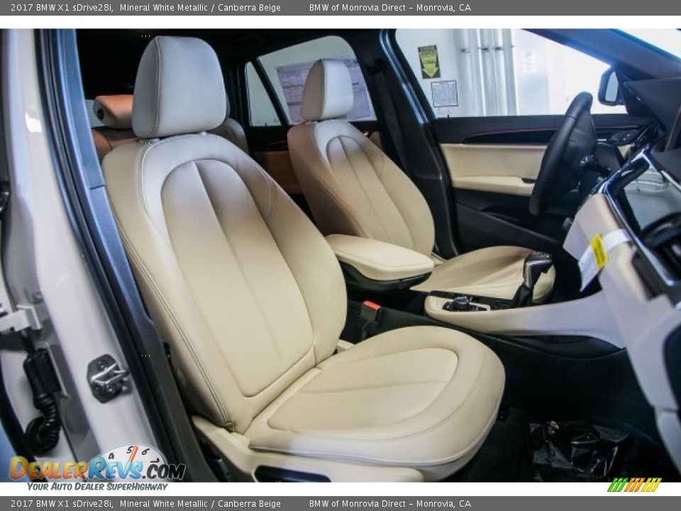 2017 BMW X1 sDrive28i Mineral White Metallic / Canberra Beige Photo #2