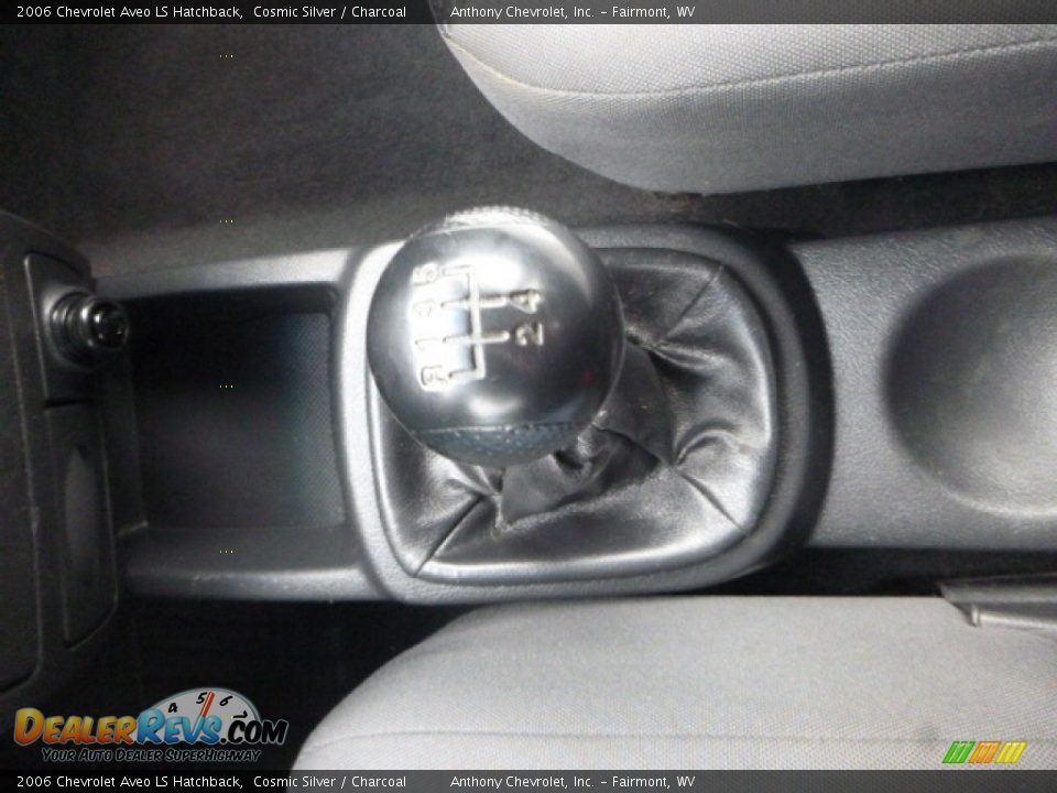 2006 Chevrolet Aveo LS Hatchback Cosmic Silver / Charcoal Photo #18
