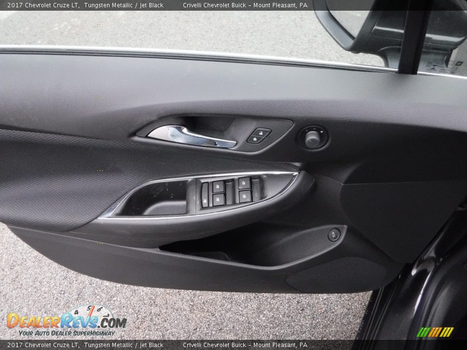 2017 Chevrolet Cruze LT Tungsten Metallic / Jet Black Photo #9