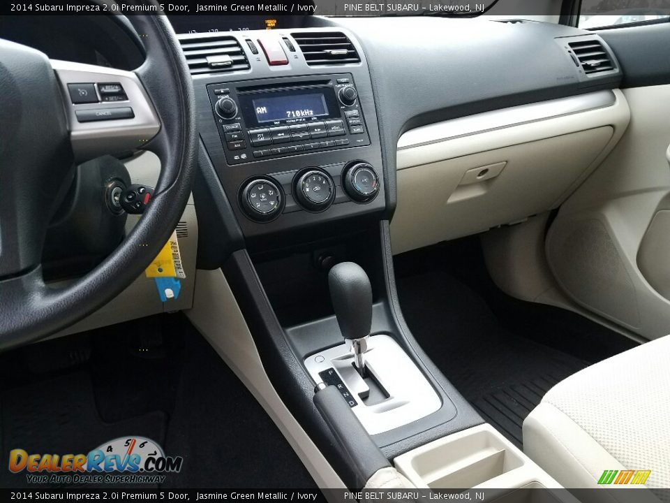 2014 Subaru Impreza 2.0i Premium 5 Door Jasmine Green Metallic / Ivory Photo #16