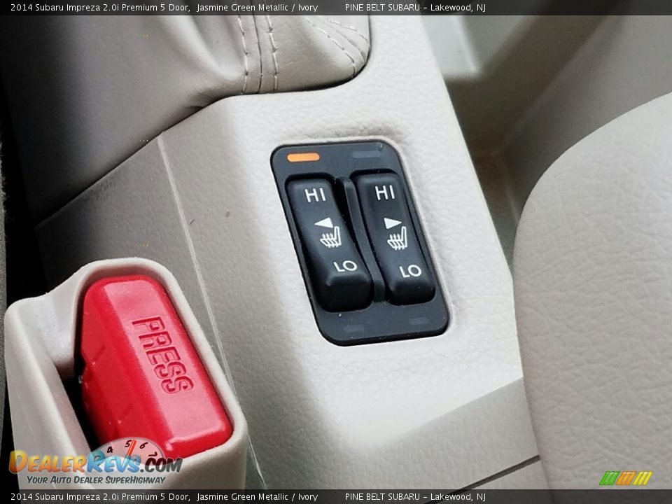 2014 Subaru Impreza 2.0i Premium 5 Door Jasmine Green Metallic / Ivory Photo #17