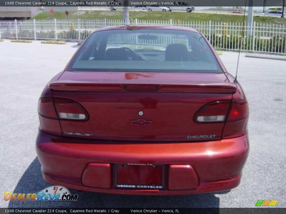 1998 Chevrolet Cavalier Z24 Coupe Cayenne Red Metallic / Gray Photo #5