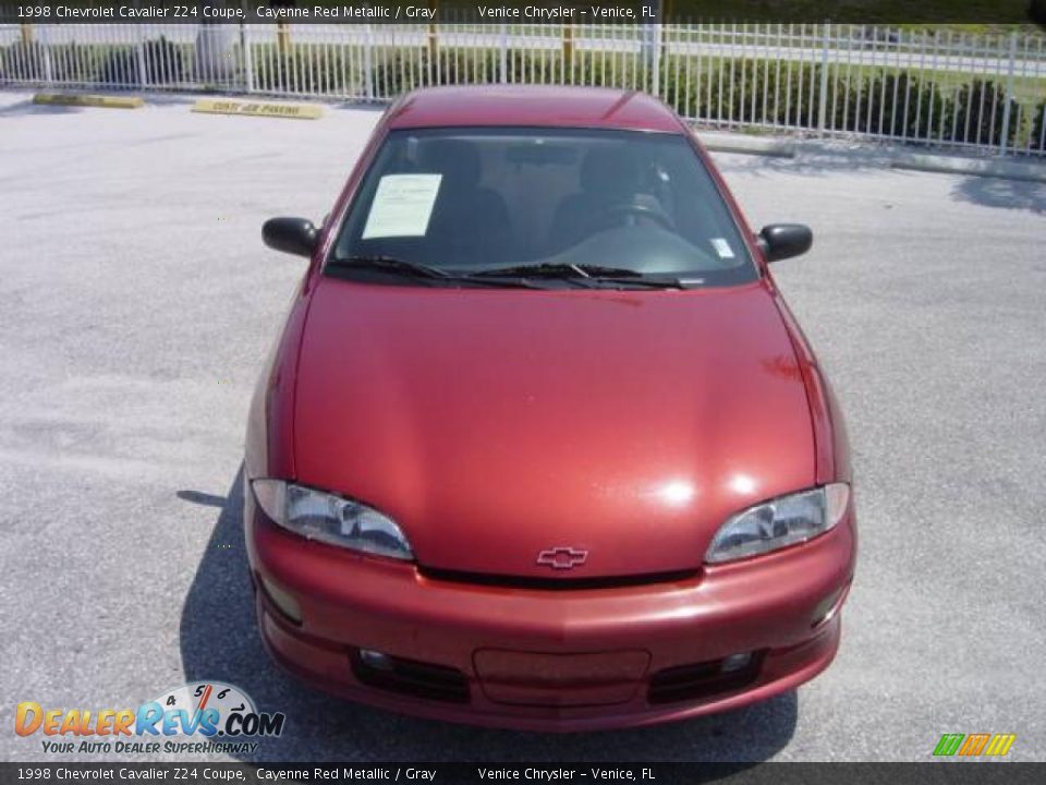 1998 Chevrolet Cavalier Z24 Coupe Cayenne Red Metallic / Gray Photo #8