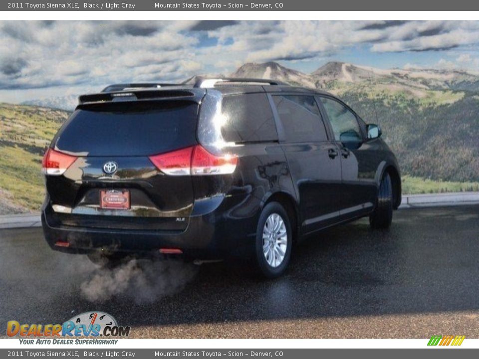 2011 Toyota Sienna XLE Black / Light Gray Photo #3