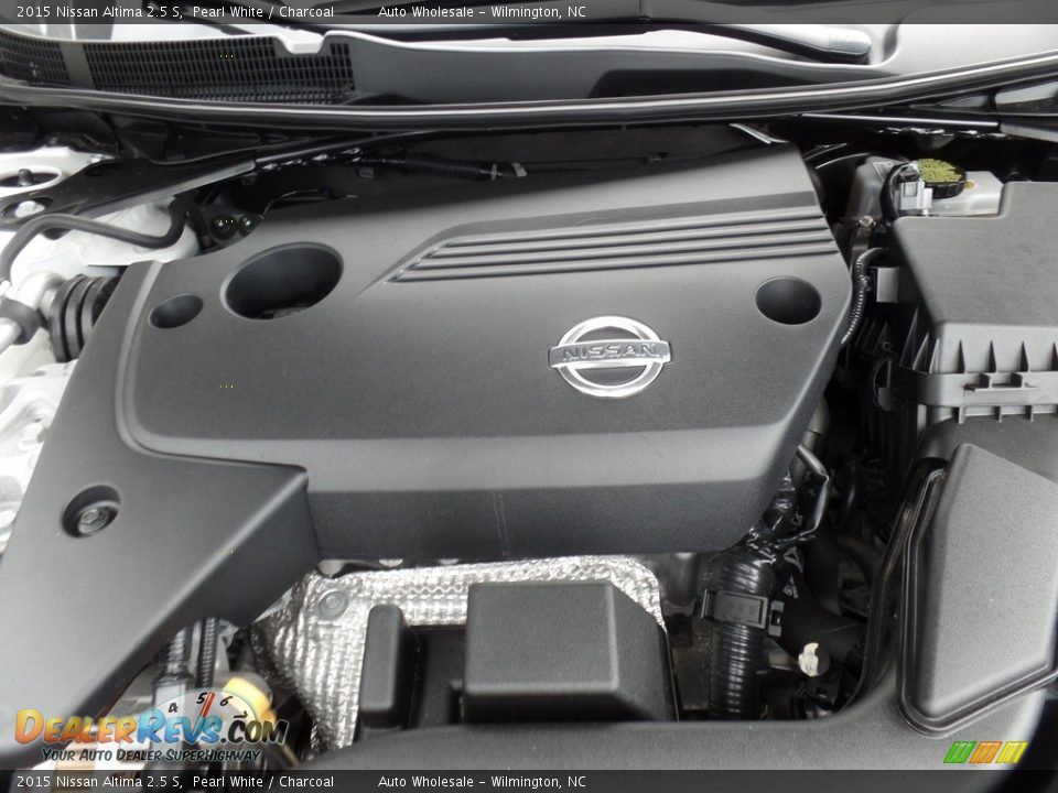 2015 Nissan Altima 2.5 S Pearl White / Charcoal Photo #6