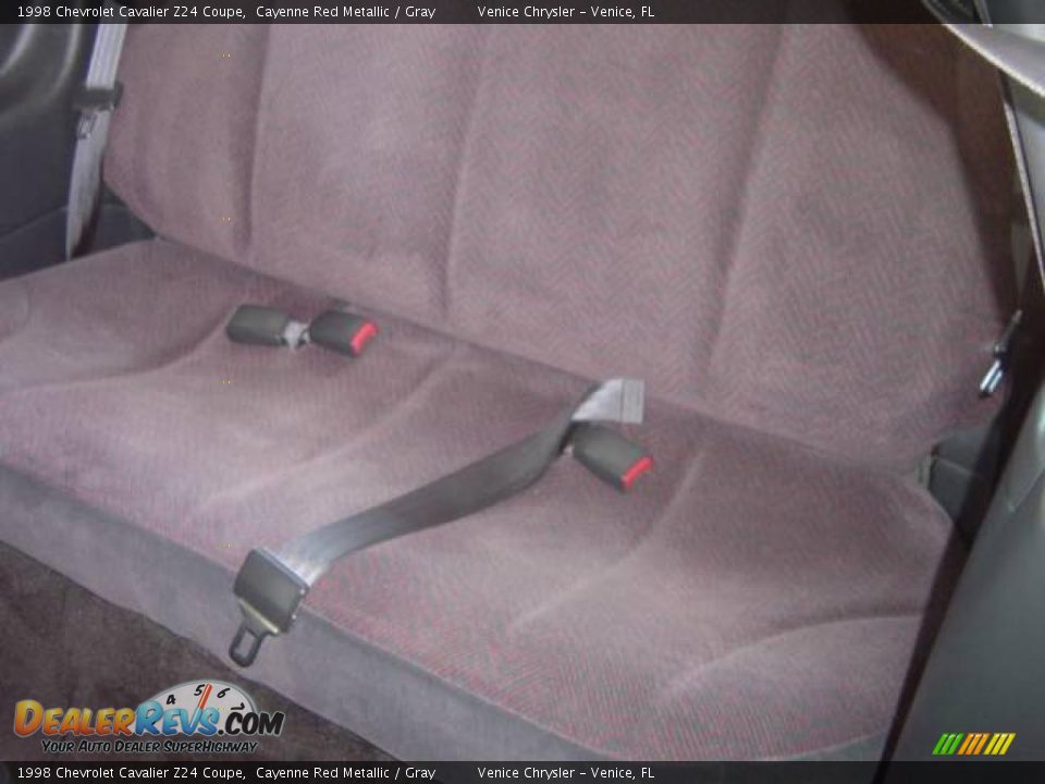 1998 Chevrolet Cavalier Z24 Coupe Cayenne Red Metallic / Gray Photo #21