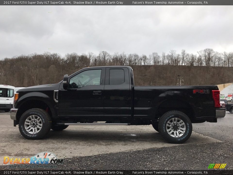 2017 Ford F250 Super Duty XLT SuperCab 4x4 Shadow Black / Medium Earth Gray Photo #1