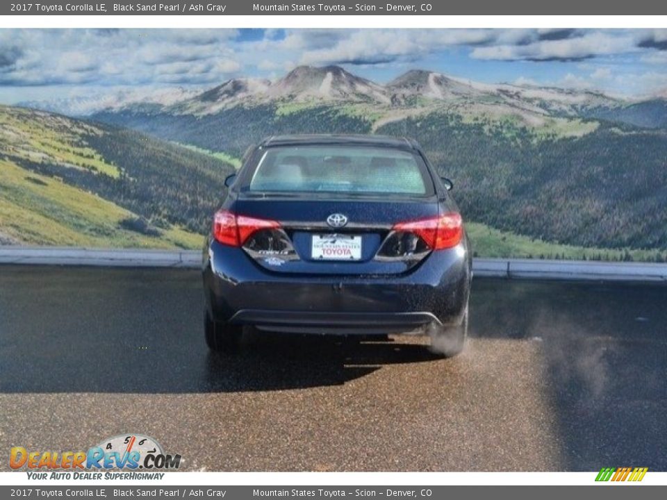 2017 Toyota Corolla LE Black Sand Pearl / Ash Gray Photo #4
