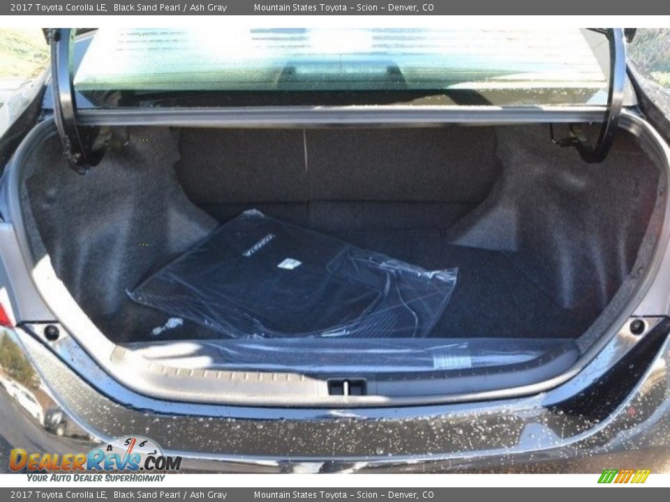 2017 Toyota Corolla LE Black Sand Pearl / Ash Gray Photo #8