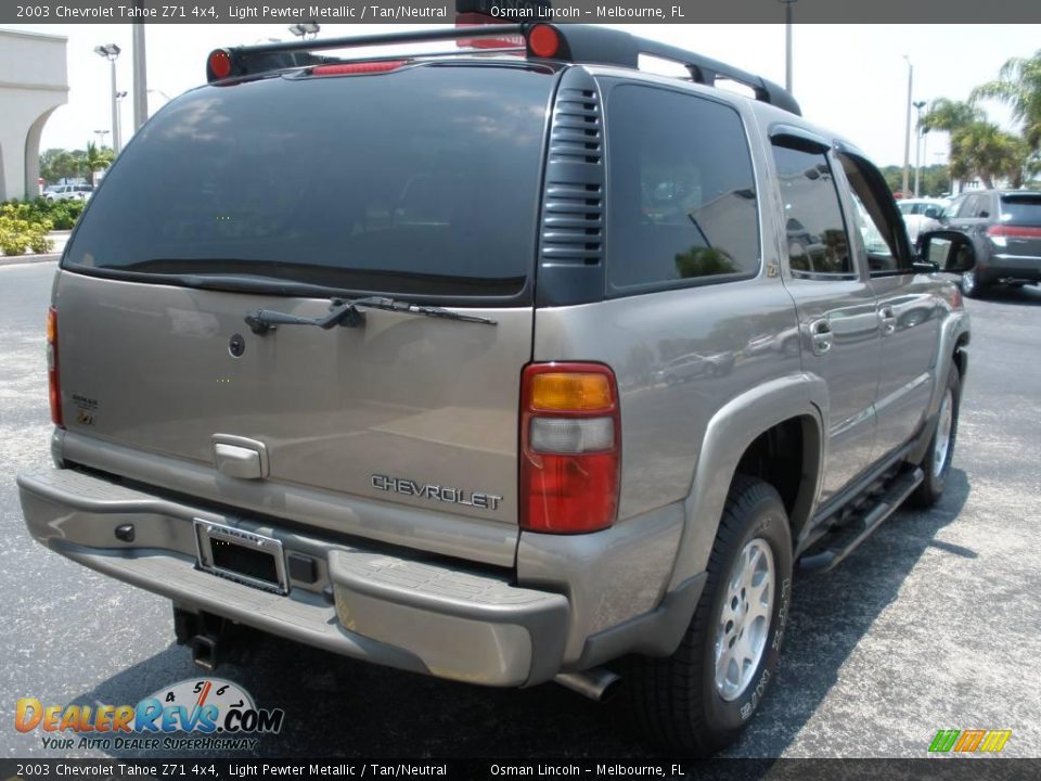 2003 Chevrolet Tahoe Z71 4x4 Light Pewter Metallic / Tan/Neutral Photo #5